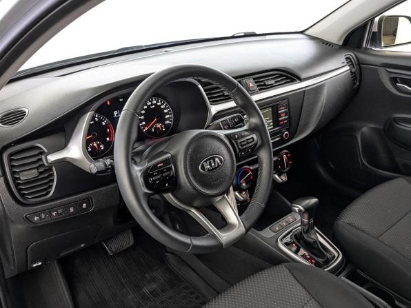 Kia Rio IV Рестайлинг с пробегом 2021 года, цена 1 595 000 рублей, 101768 км, седан, Автокод Объявления