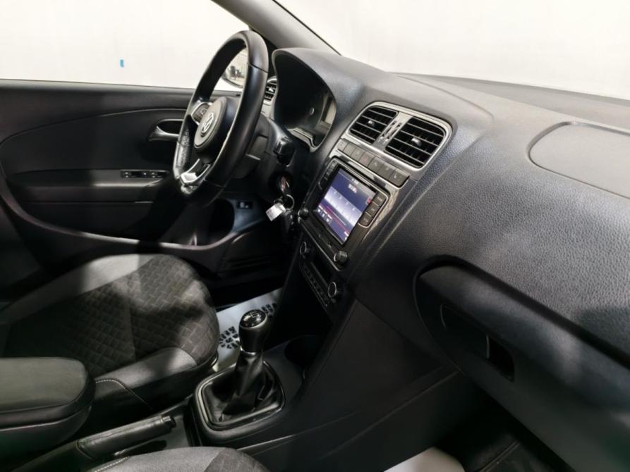 Volkswagen Polo V Рестайлинг Курск  - изображение 7