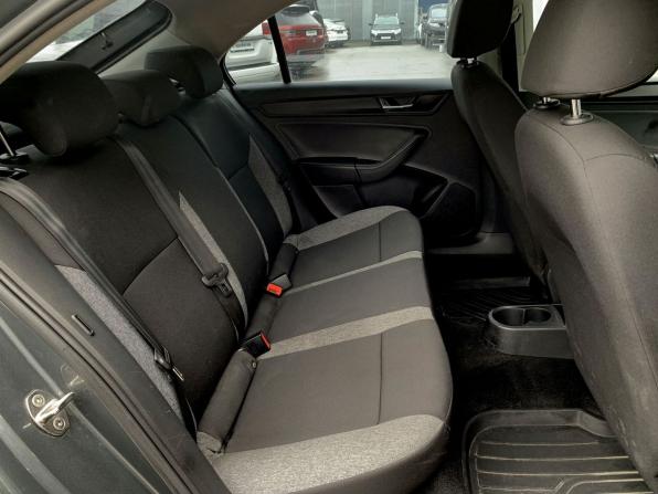 Skoda Rapid II с пробегом 2021 года, цена 890 000 рублей, 354354 км, лифтбек, Автокод Объявления