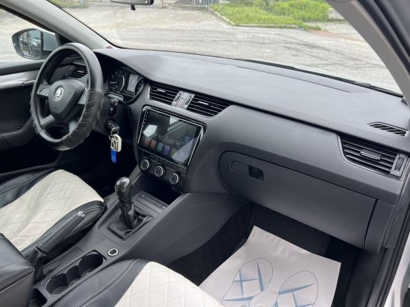 Skoda Octavia III (A7) с пробегом 2015 года, цена 899 000 рублей, 199721 км, лифтбек, Автокод Объявления