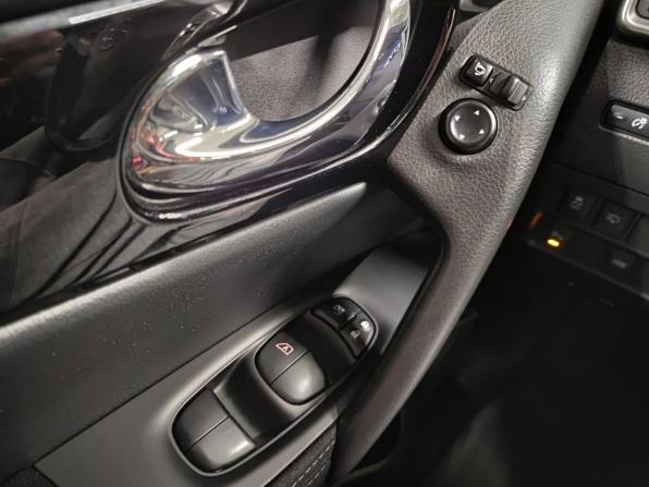 Nissan Qashqai II с пробегом 2018 года, цена 1 930 000 рублей, 66489 км, внедорожник, Автокод Объявления