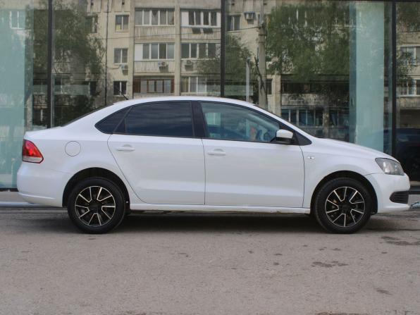 Volkswagen Polo V с пробегом 2013 года, цена 729 000 рублей, 195154 км, седан, Автокод Объявления
