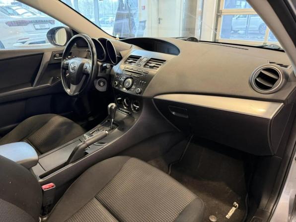 Mazda 3 II (BL) Рестайлинг с пробегом 2012 года, цена 999 000 рублей, 144957 км, хэтчбек, Автокод Объявления