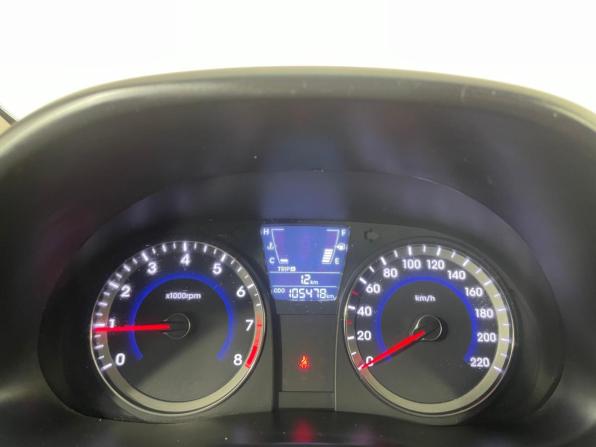 Hyundai Solaris I с пробегом 2012 года, цена 710 000 рублей, 105478 км, хэтчбек, Автокод Объявления