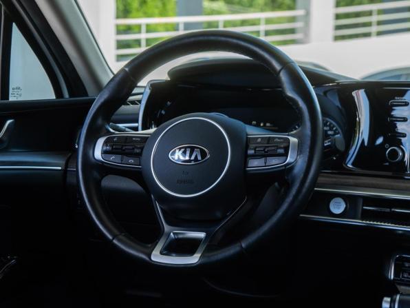 Kia K5 III с пробегом 2020 года, цена 2 719 000 рублей, 31072 км, седан, Автокод Объявления