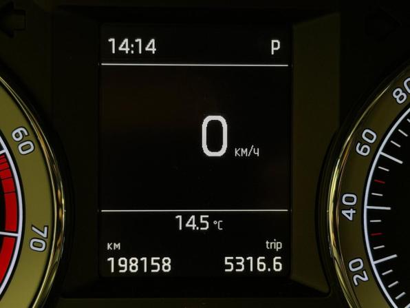 Skoda Octavia III (A7) Рестайлинг с пробегом 2019 года, цена 1 737 000 рублей, 198158 км, лифтбек, Автокод Объявления