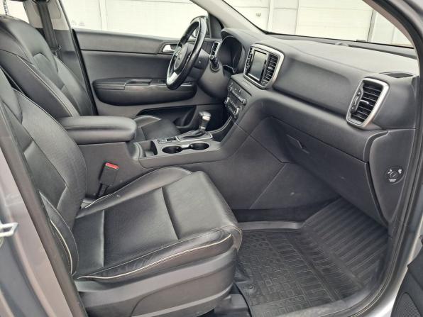 Kia Sportage IV Рестайлинг с пробегом 2018 года, цена 1 890 000 рублей, 159000 км, внедорожник, Автокод Объявления