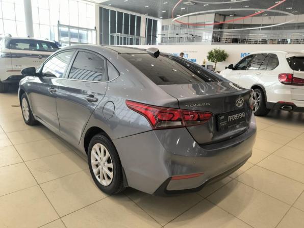Hyundai Solaris II с пробегом 2017 года, цена 1 100 000 рублей, 165764 км, седан, Автокод Объявления