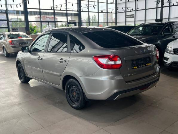 Lada (ВАЗ) Granta I Рестайлинг с пробегом 2021 года, цена 640 000 рублей, 129225 км, лифтбек, Автокод Объявления