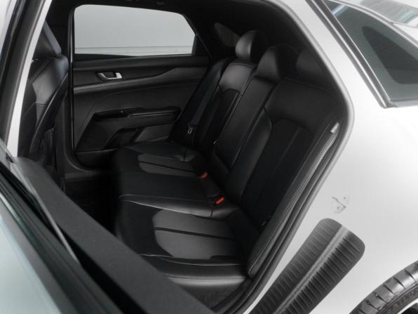 Kia K5 II с пробегом 2020 года, цена 2 560 000 рублей, 105657 км, седан, Автокод Объявления
