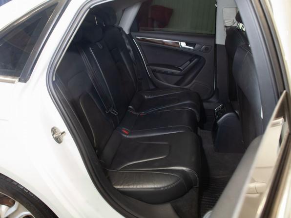 Audi A4 IV (B8) Рестайлинг с пробегом 2012 года, цена 1 250 000 рублей, 203021 км, седан, Автокод Объявления