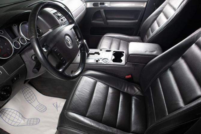 Volkswagen Touareg I с пробегом 2005 года, цена 1 049 000 рублей, 225000 км, внедорожник, Автокод Объявления