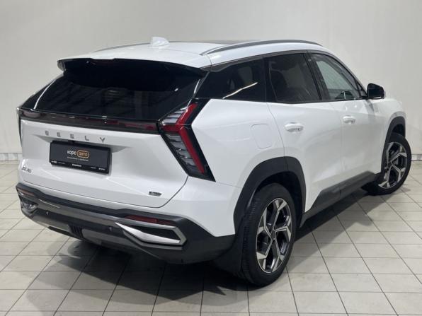 Geely Atlas II с пробегом 2024 года, цена 2 995 000 рублей, 23940 км, внедорожник, Автокод Объявления