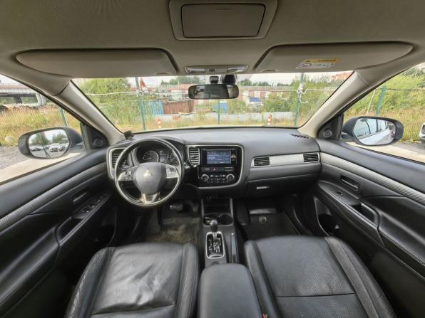 Mitsubishi Outlander III Рестайлинг с пробегом 2015 года, цена 1 129 000 рублей, 308000 км, внедорожник, Автокод Объявления