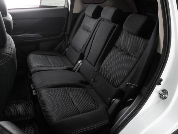 Mitsubishi Outlander III Рестайлинг 2 с пробегом 2016 года, цена 1 789 000 рублей, 129829 км, внедорожник, Автокод Объявления