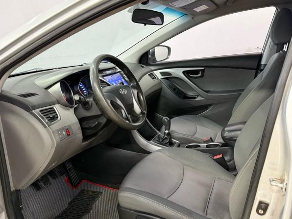 Hyundai Elantra V (MD) Рестайлинг с пробегом 2013 года, цена 790 000 рублей, 198525 км, седан, Автокод Объявления