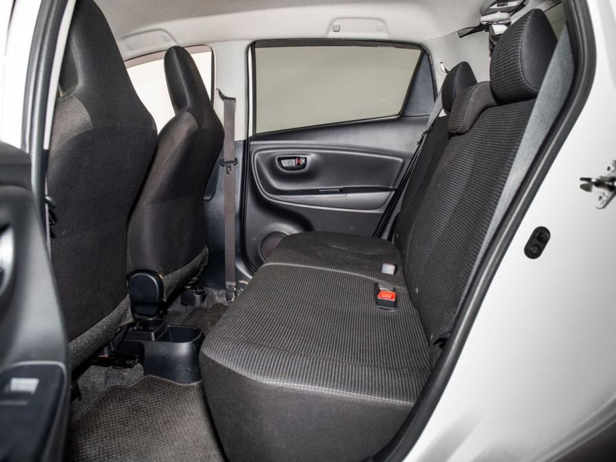 Toyota Vitz III (XP130) Рестайлинг 2 Иркутск  - изображение 7