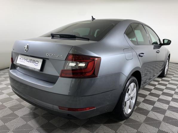 Skoda Octavia III (A7) Рестайлинг с пробегом 2019 года, цена 1 977 000 рублей, 105812 км, лифтбек, Автокод Объявления