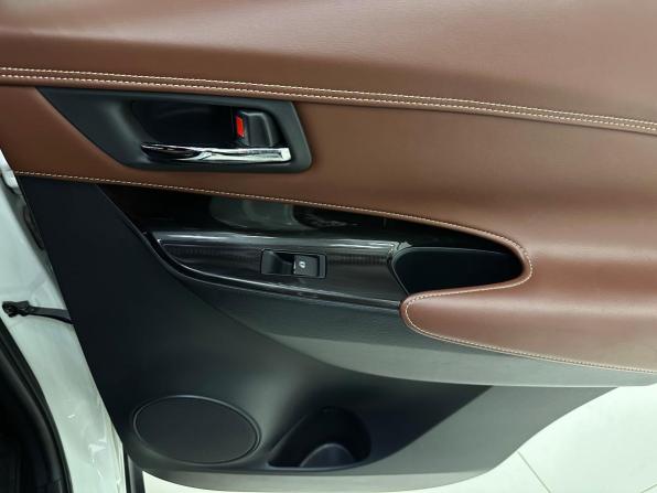 Toyota Harrier III (XU60) Рестайлинг с пробегом 2018 года, цена 2 950 000 рублей, 52167 км, внедорожник, Автокод Объявления