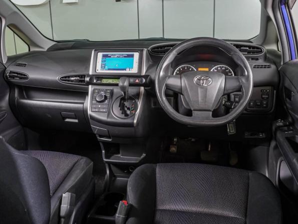 Toyota Wish II Рестайлинг с пробегом 2014 года, цена 1 649 000 рублей, 63593 км, минивэн, Автокод Объявления
