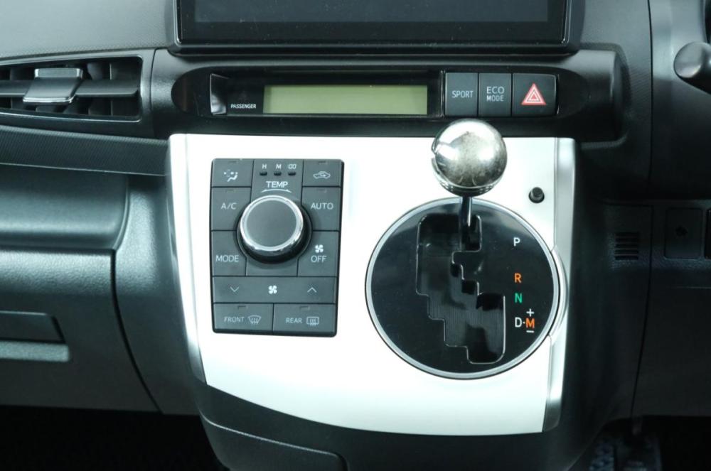 Toyota Wish II Рестайлинг Омск  - изображение 16