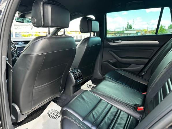 Volkswagen Passat B8 с пробегом 2018 года, цена 1 904 000 рублей, 144088 км, универсал, Автокод Объявления