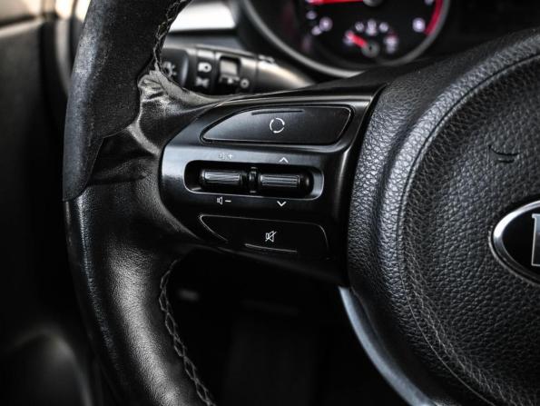 Kia Rio IV с пробегом 2019 года, цена 1 574 000 рублей, 116159 км, хэтчбек, Автокод Объявления