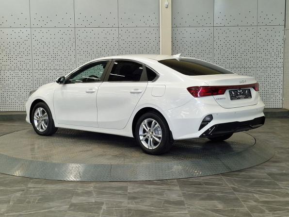 Kia Cerato IV с пробегом 2022 года, цена 1 999 000 рублей, 97881 км, седан, Автокод Объявления