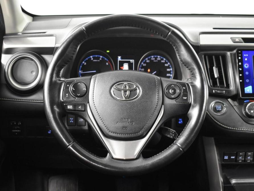 Toyota RAV4 IV (XA40) Рестайлинг Казань  - изображение 12