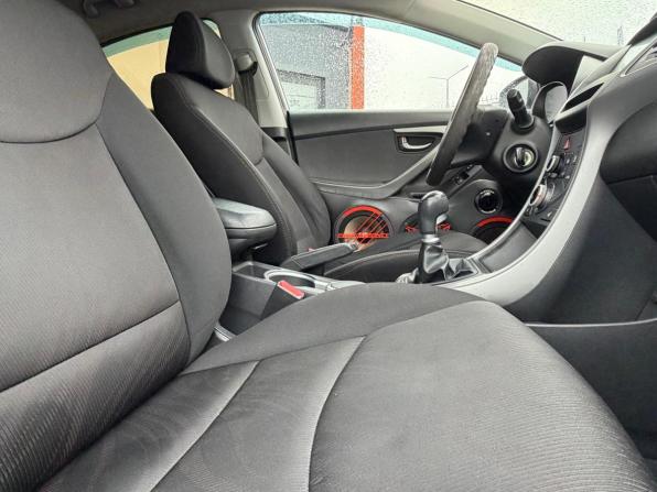 Hyundai Elantra V (MD) Рестайлинг с пробегом 2014 года, цена 1 050 000 рублей, 190000 км, седан, Автокод Объявления