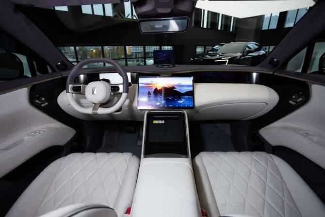 Новый Avatr 11 I 2025 года, цена 7 750 000 рублей, внедорожник, Автокод Объявления