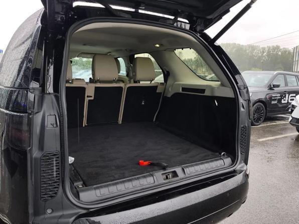 Land Rover Discovery V с пробегом 2017 года, цена 3 400 000 рублей, 267418 км, внедорожник, Автокод Объявления