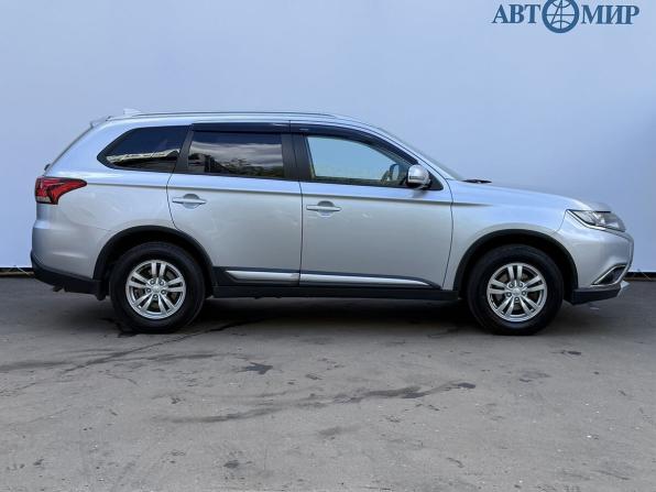 Mitsubishi Outlander III Рестайлинг 2 с пробегом 2018 года, цена 1 600 000 рублей, 254252 км, внедорожник, Автокод Объявления
