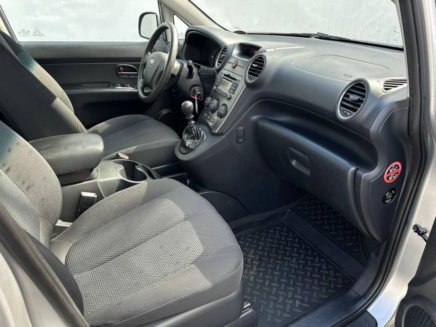 Kia Carens II (UN) Москва  - изображение 13