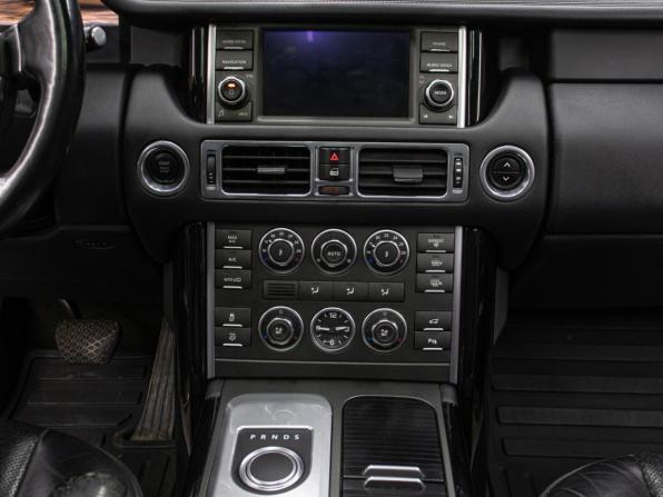 Land Rover Range Rover III Рестайлинг 2 с пробегом 2012 года, цена 1 798 000 рублей, 281979 км, внедорожник, Автокод Объявления