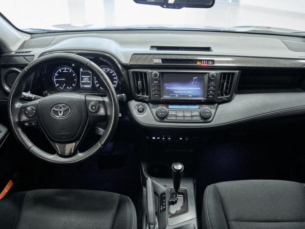 Toyota RAV4 IV (XA40) Рестайлинг с пробегом 2018 года, цена 2 536 000 рублей, 131767 км, внедорожник, Автокод Объявления