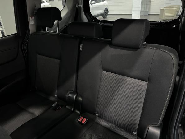 Toyota Sienta II Рестайлинг с пробегом 2020 года, цена 1 859 000 рублей, 66650 км, компактвэн, Автокод Объявления