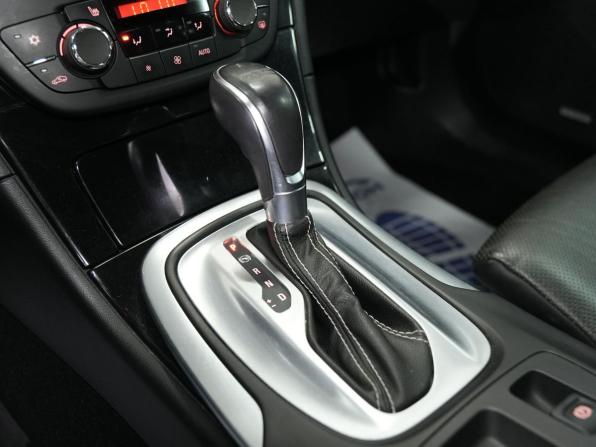 Opel Insignia OPC I с пробегом 2013 года, цена 1 900 000 рублей, 99350 км, седан, Автокод Объявления
