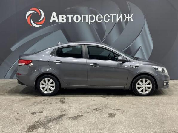Kia Rio III Рестайлинг с пробегом 2017 года, цена 920 000 рублей, 205000 км, седан, Автокод Объявления
