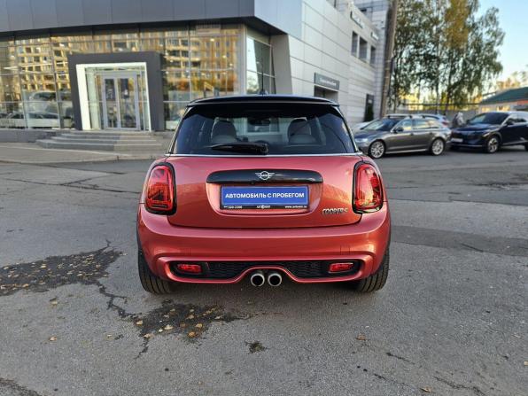 Mini Hatch III (F55/F56) Рестайлинг с пробегом 2020 года, цена 2 320 000 рублей, 94604 км, хэтчбек, Автокод Объявления