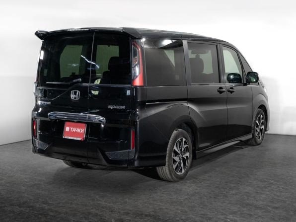Honda Stepwgn V Рестайлинг с пробегом 2017 года, цена 2 230 000 рублей, 79007 км, минивэн, Автокод Объявления