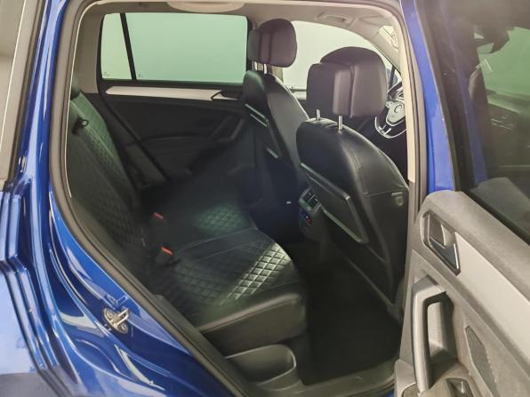 Volkswagen Tiguan II с пробегом 2019 года, цена 1 899 000 рублей, 157878 км, внедорожник, Автокод Объявления