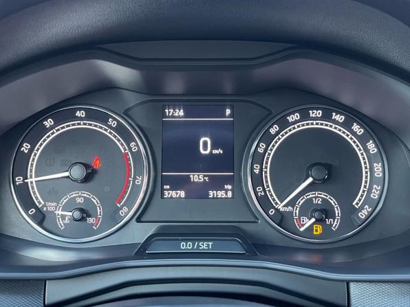 Skoda Rapid II с пробегом 2021 года, цена 2 050 000 рублей, 37678 км, лифтбек, Автокод Объявления