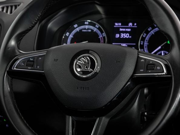 Skoda Karoq I с пробегом 2020 года, цена 1 899 000 рублей, 164708 км, внедорожник, Автокод Объявления