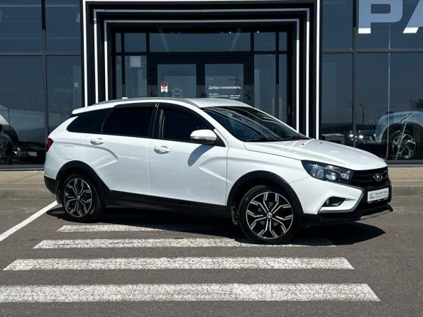 Lada (ВАЗ) Vesta I с пробегом 2021 года, цена 1 350 000 рублей, 58000 км, универсал, Автокод Объявления