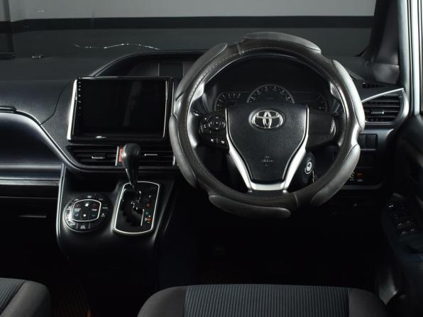 Toyota Noah III (R80) с пробегом 2014 года, цена 2 074 995 рублей, 237631 км, минивэн, Автокод Объявления