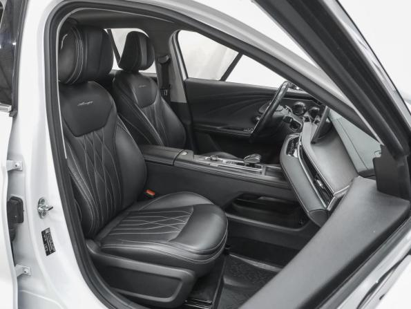Chery Arrizo 8 с пробегом 2024 года, цена 1 769 000 рублей, 101192 км, седан, Автокод Объявления