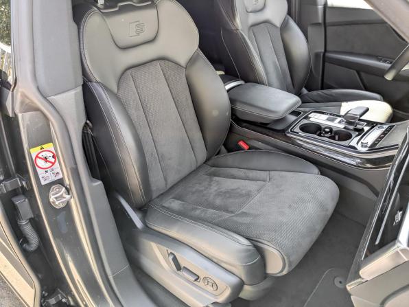 Audi Q8 I (4M) с пробегом 2022 года, цена 9 600 000 рублей, 45364 км, внедорожник, Автокод Объявления