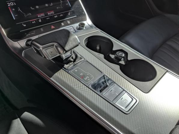 Audi A6 V (C8) с пробегом 2021 года, цена 4 400 000 рублей, 68381 км, седан, Автокод Объявления