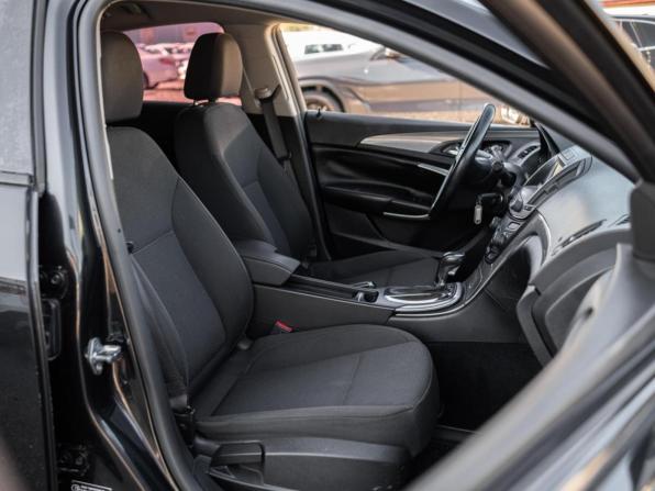 Opel Insignia I Рестайлинг с пробегом 2013 года, цена 999 000 рублей, 205916 км, лифтбек, Автокод Объявления